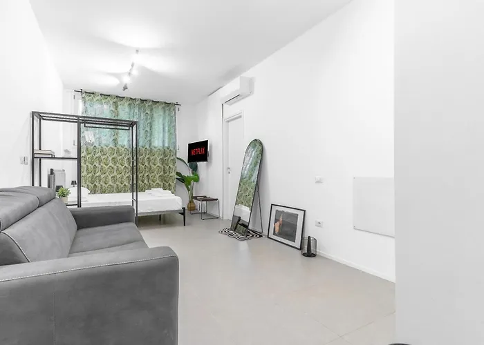 12 -near Train Station -15 Min Rho Fiera-duomo-malpensa 3* Mediolan